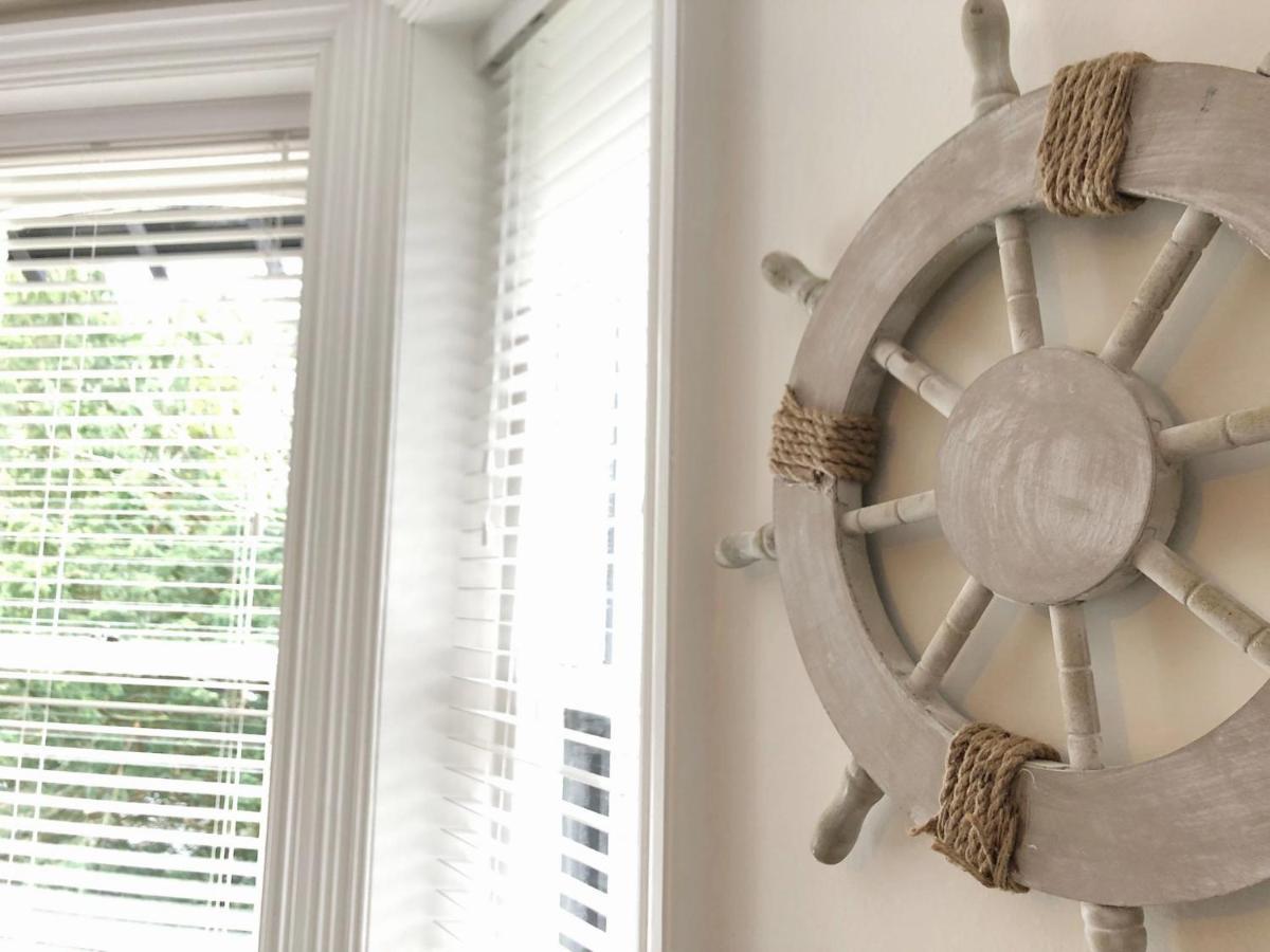 Sail Away. 1-Bed Apartment Close To The Beach ボーンマス エクステリア 写真